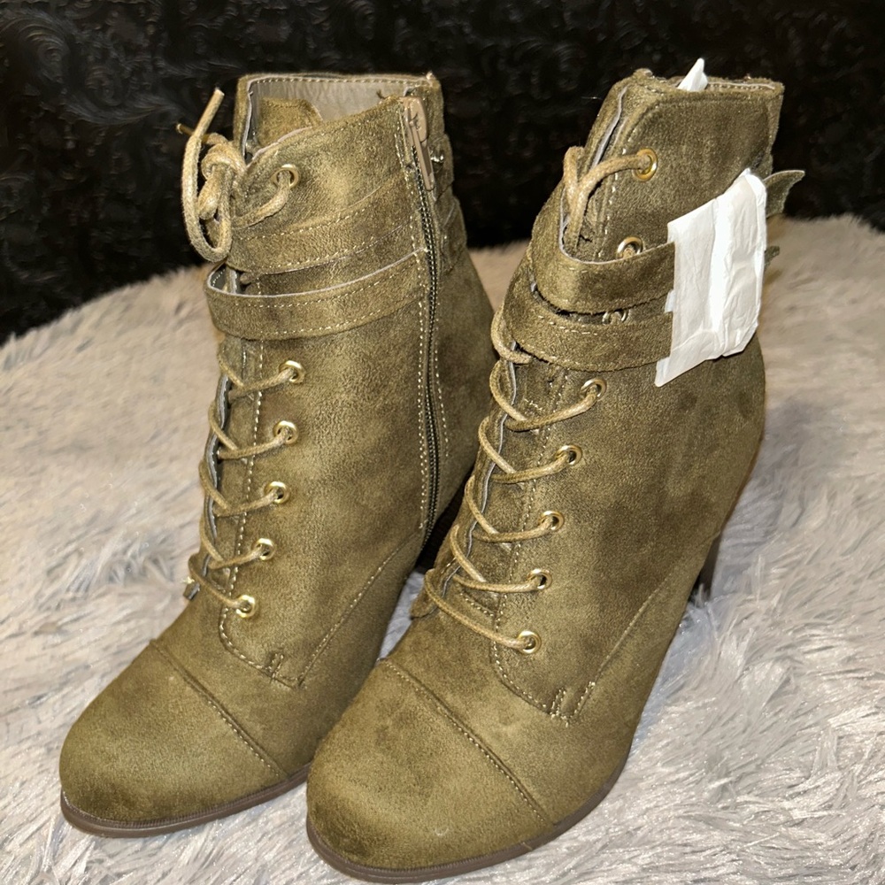Charlotte Russe Emilia Suede Olive bootie - Size 8